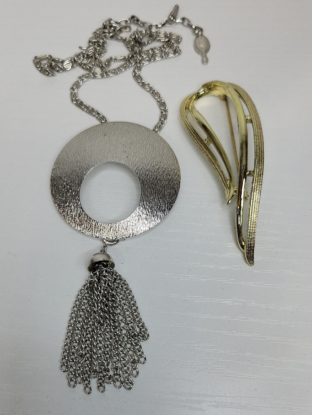 Sarah Coventry Silver Circle Pendant Tassel Necklace with Gold-Tone Leaf Brooch